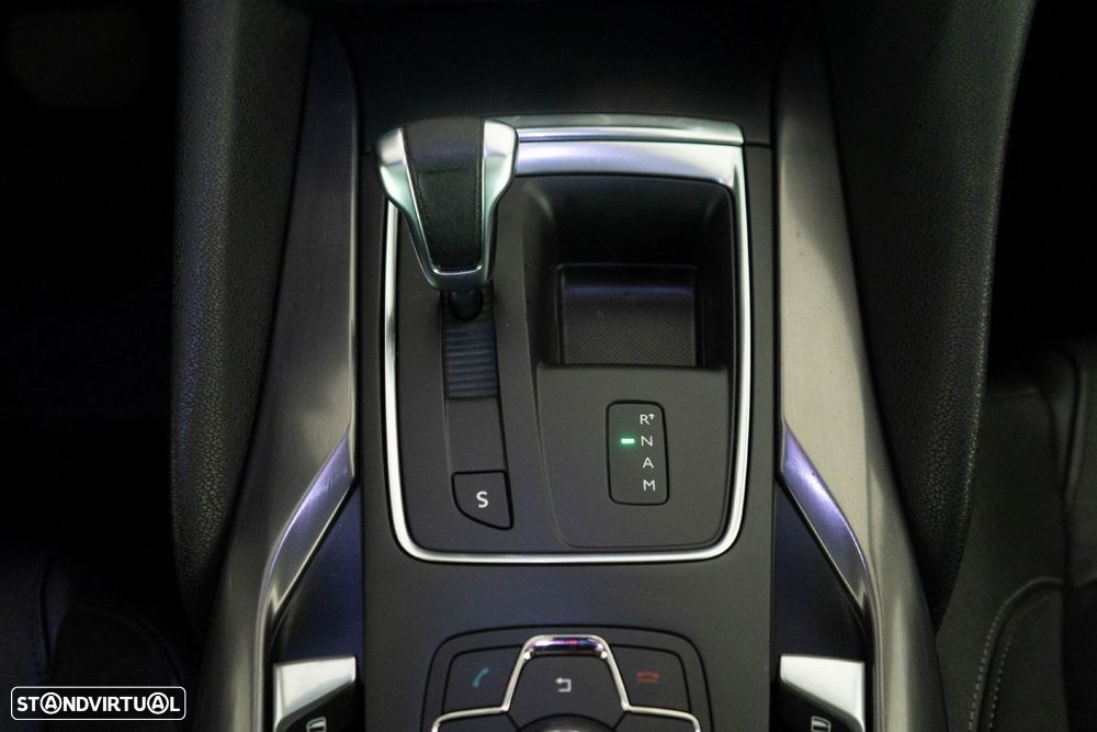 DS DS5 1.6 e-HDi Be Chic ETG6 - 26