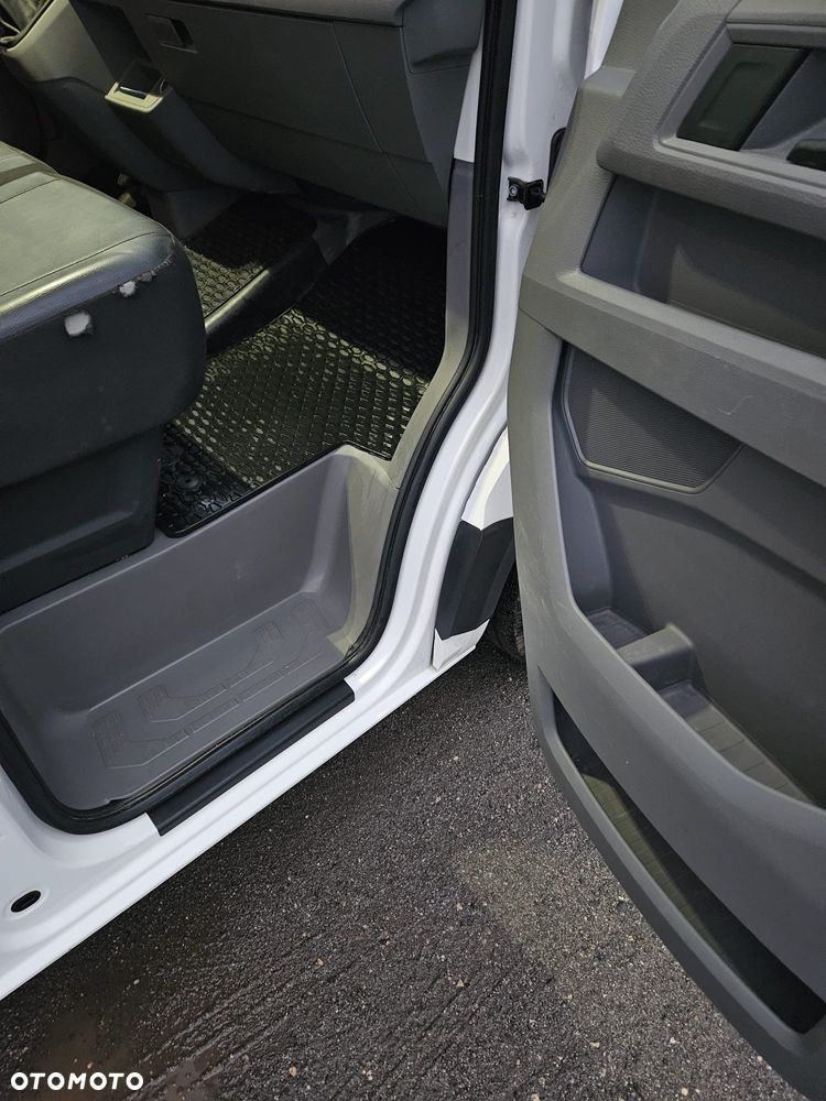 Volkswagen CRAFTER - 11