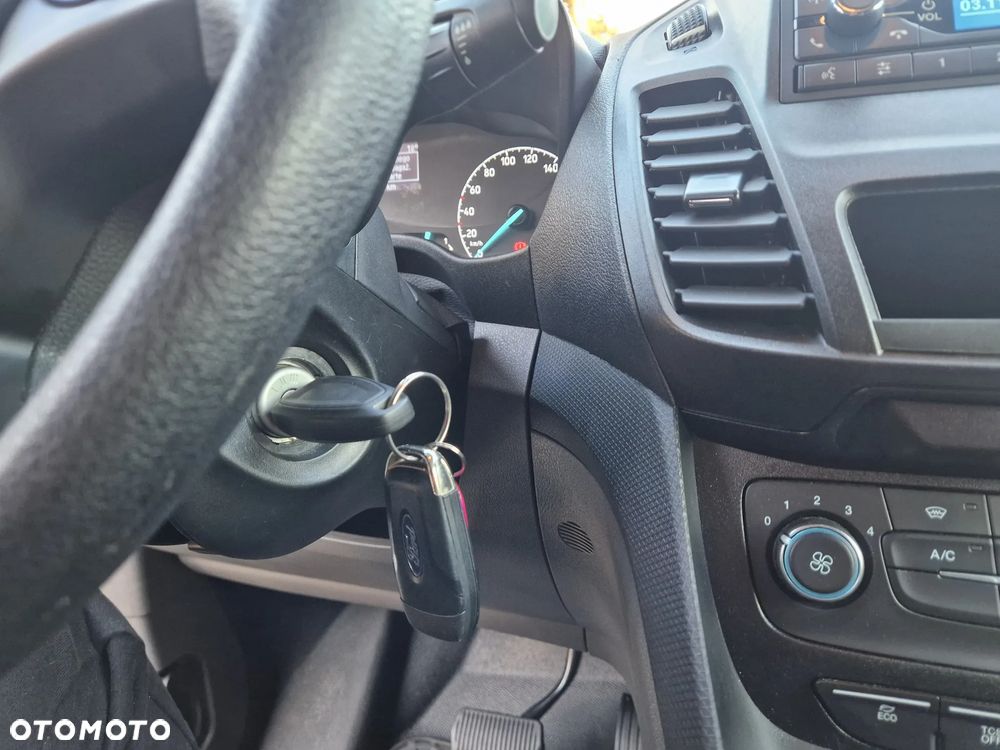 Ford TRANSIT CONNECT - 32