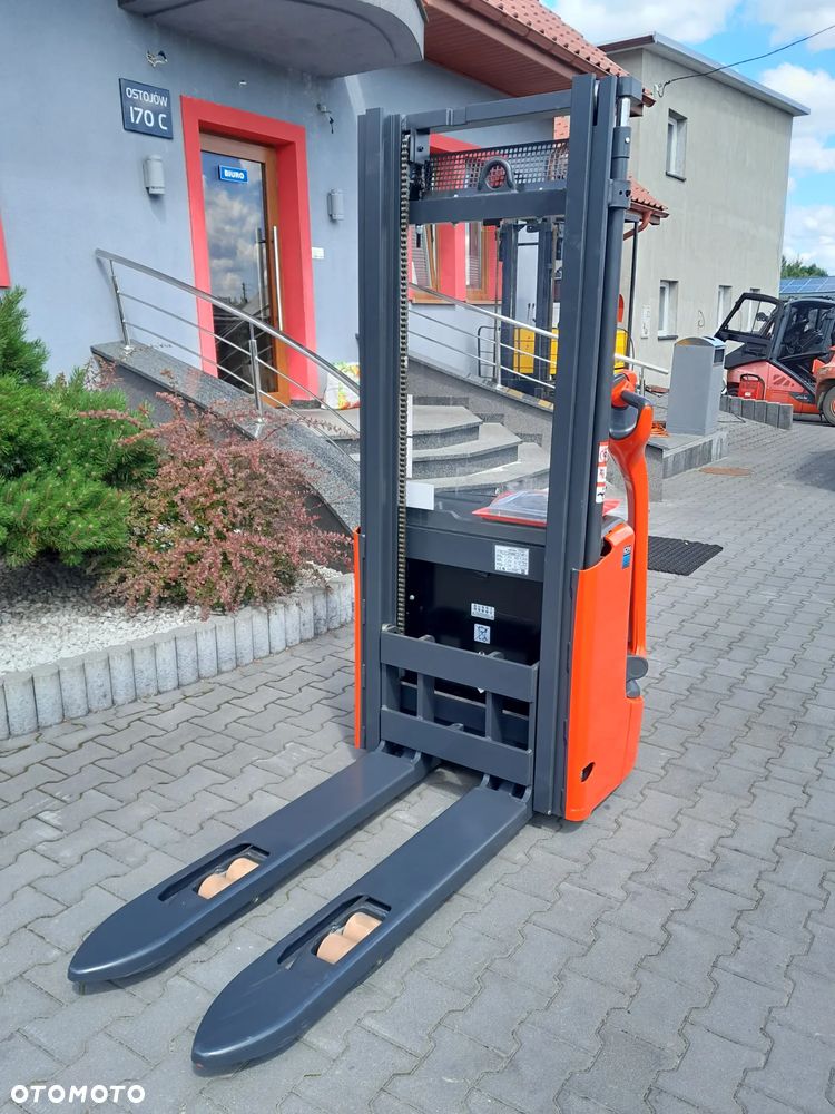 Linde L12 - 4
