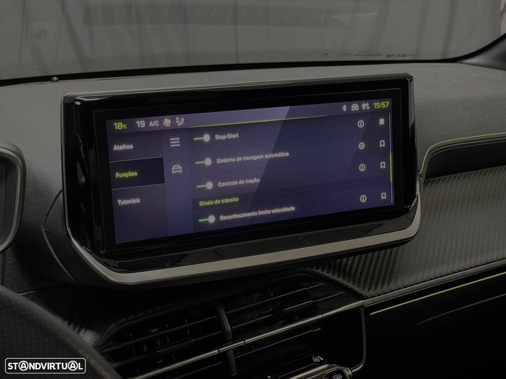 Peugeot 208 1.2 PureTech GT Line - 21