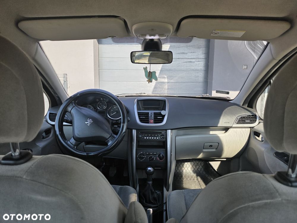 Peugeot 207 1.4 HDi Trendy - 1
