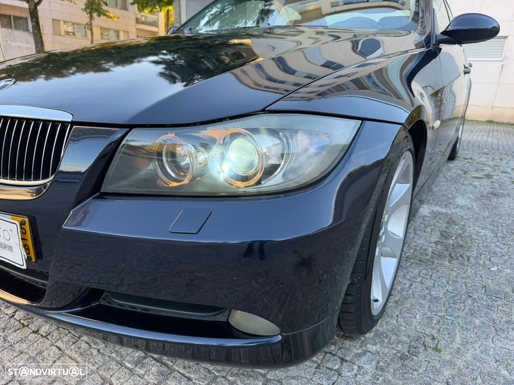 BMW 320 d Exclusive - 23