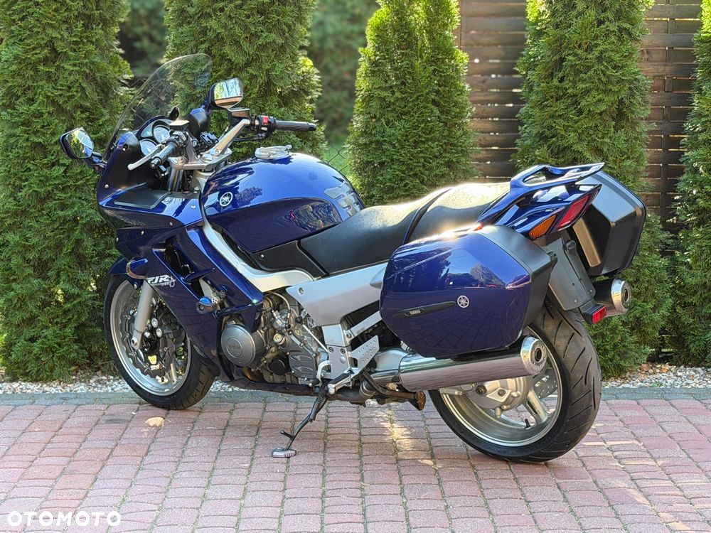 Yamaha FJR - 8