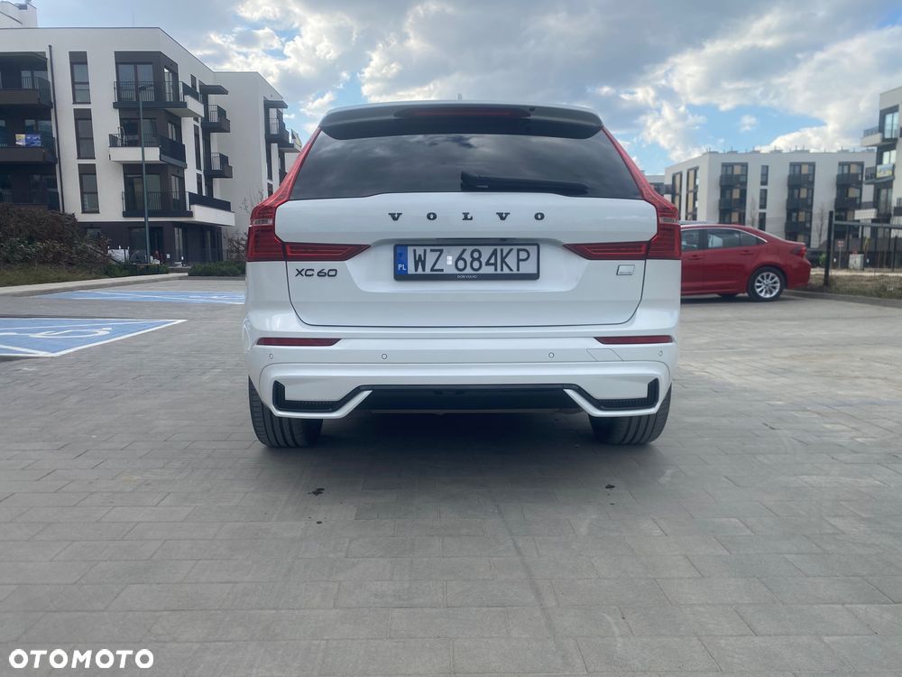 Volvo XC 60 T8 Plug-In Hybrid AWD Ultimate Black Edition - 6