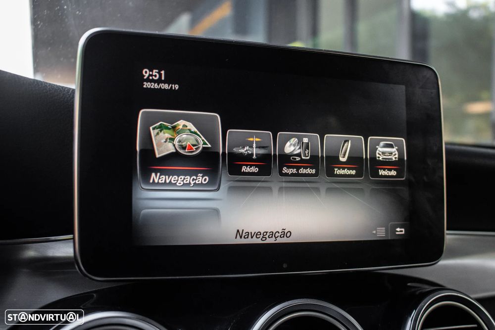 Mercedes-Benz GLC 250 d 4Matic 9G-TRONIC AMG Line - 39