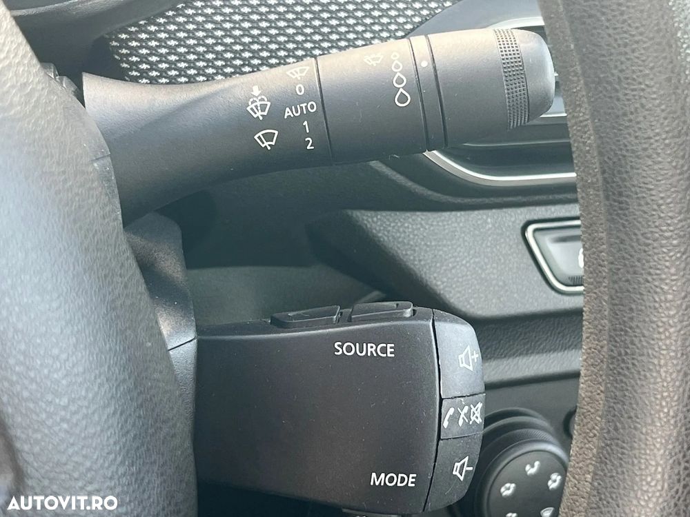 Dacia Logan ECO-G 100 MT6 Comfort - 24