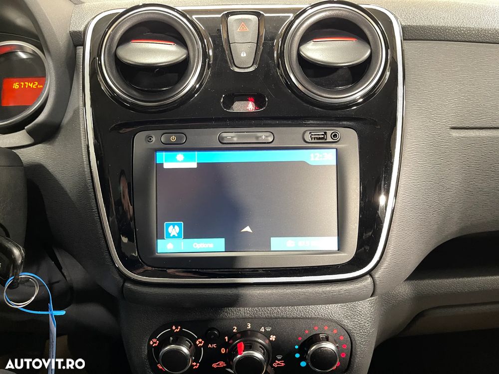 Dacia Lodgy TCe 130 GPF Stepway - 14
