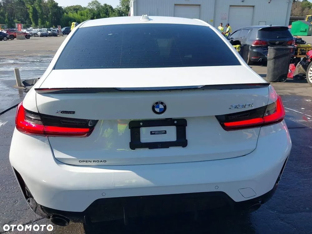 BMW Seria 3 330i xDrive M Sport sport - 5