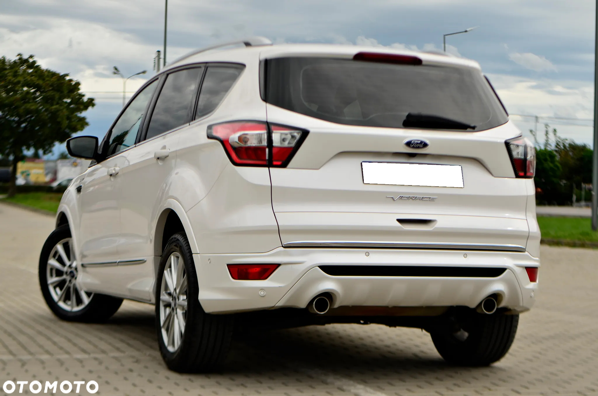 Ford Kuga 2.0 TDCi 2x4 Vignale - 8