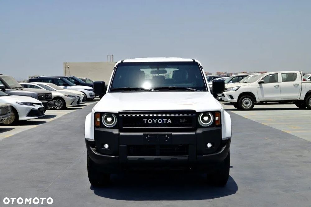 Toyota Land Cruiser - 28