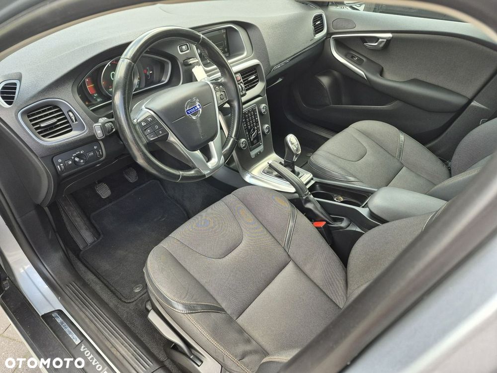 Volvo V40 - 11