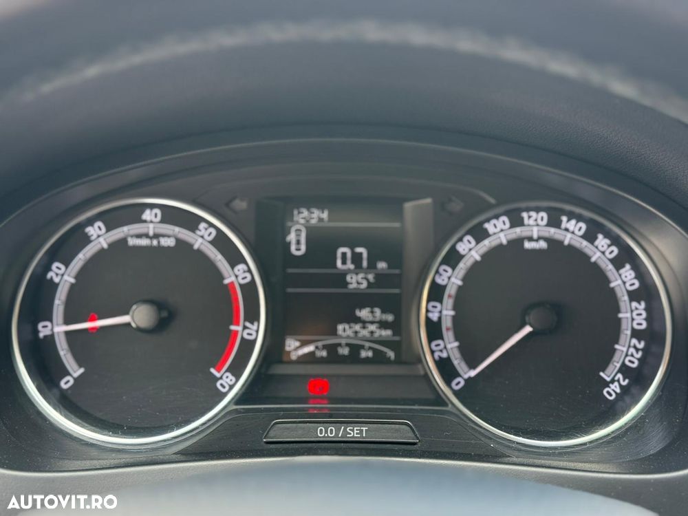 Skoda RAPID 1.0 TSI Ambition - 11