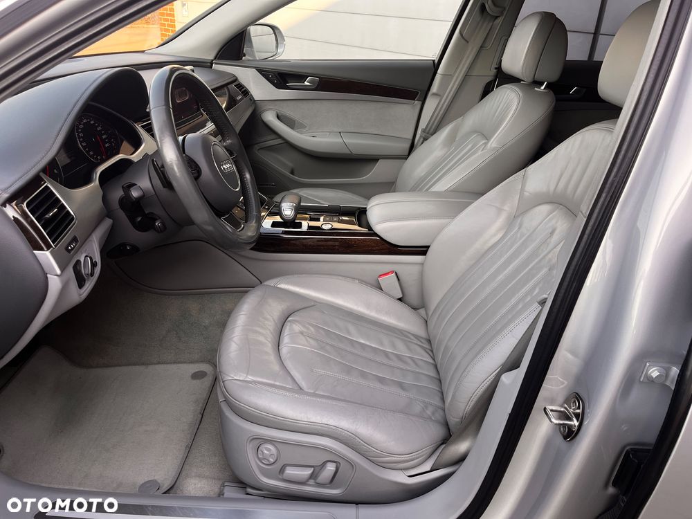 Audi A8 4.2 TDI DPF quattro tiptronic - 24