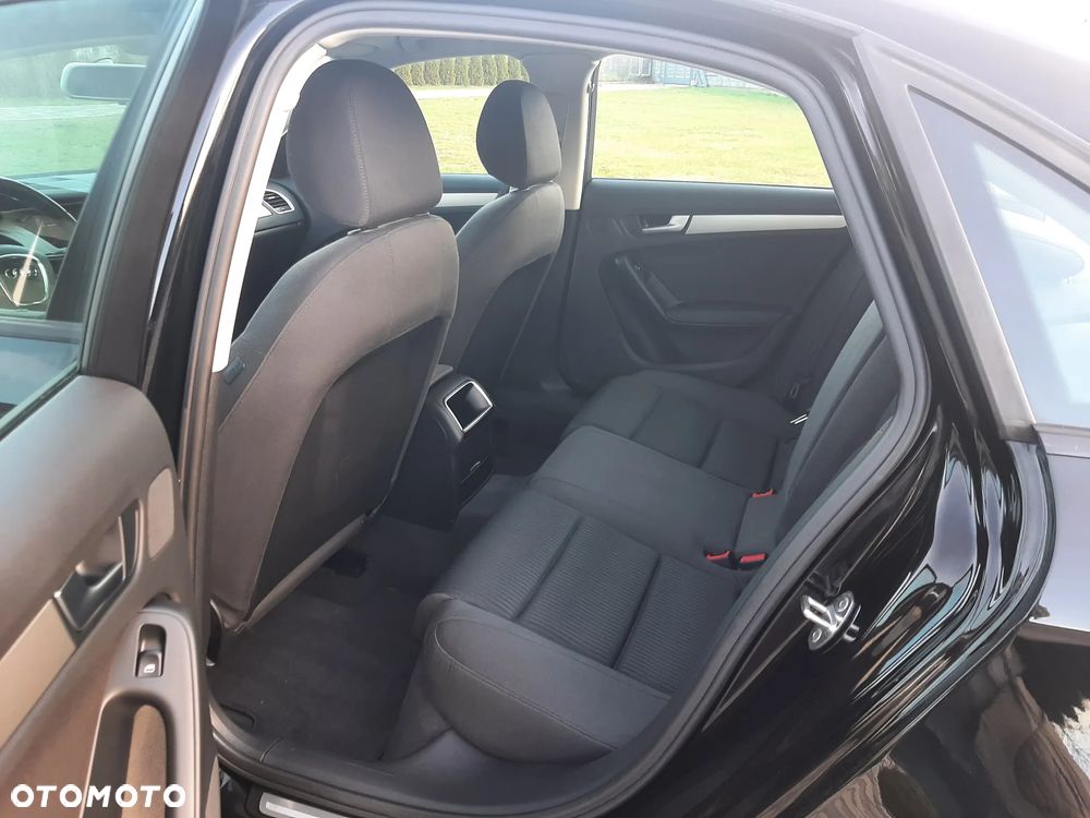 Audi A4 Limousine - 19