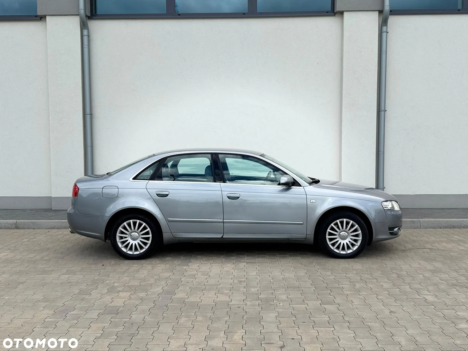 Audi A4 ver-1-8t - 4
