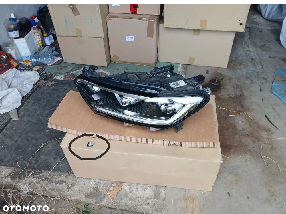 Lampy T-Roc 2GA.941.035.AH i  2GA.941.036.AP - 2