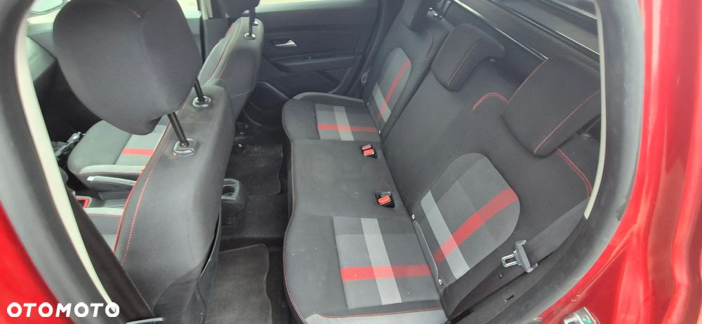 Dacia Duster 1.3 TCe FAP Techroad - 28