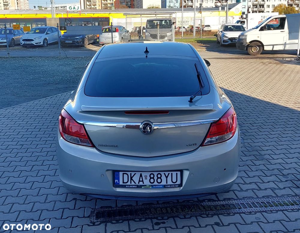 Opel Insignia 2.0 CDTI Cosmo - 4