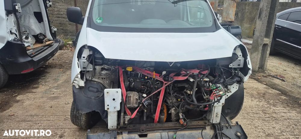 Capota motor Renault Kangoo 2008-2013 - 1