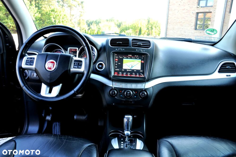 Fiat Freemont 2.0 Multijet Lounge AWD - 25