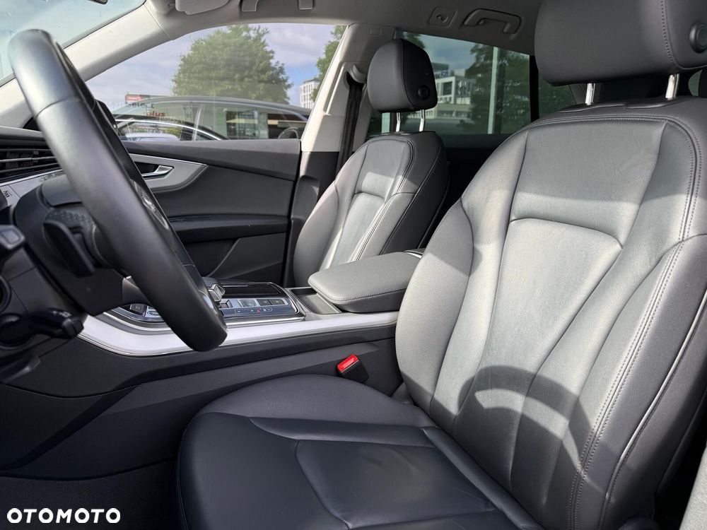 Audi Q8 - 16