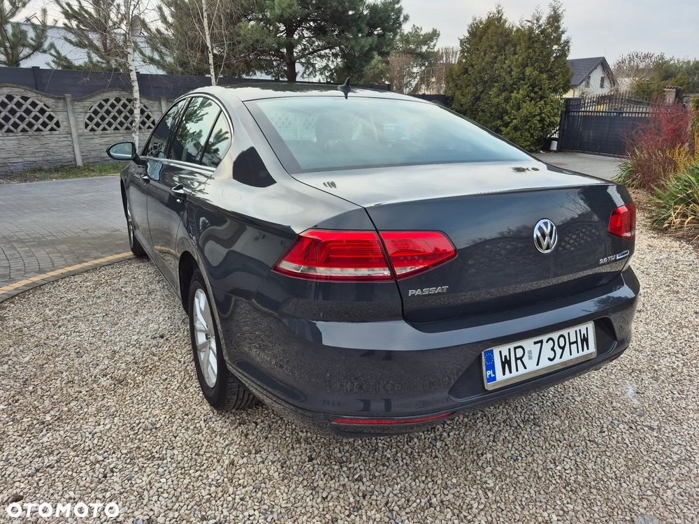 Volkswagen Passat 2.0 TDI BMT Comfortline - 16