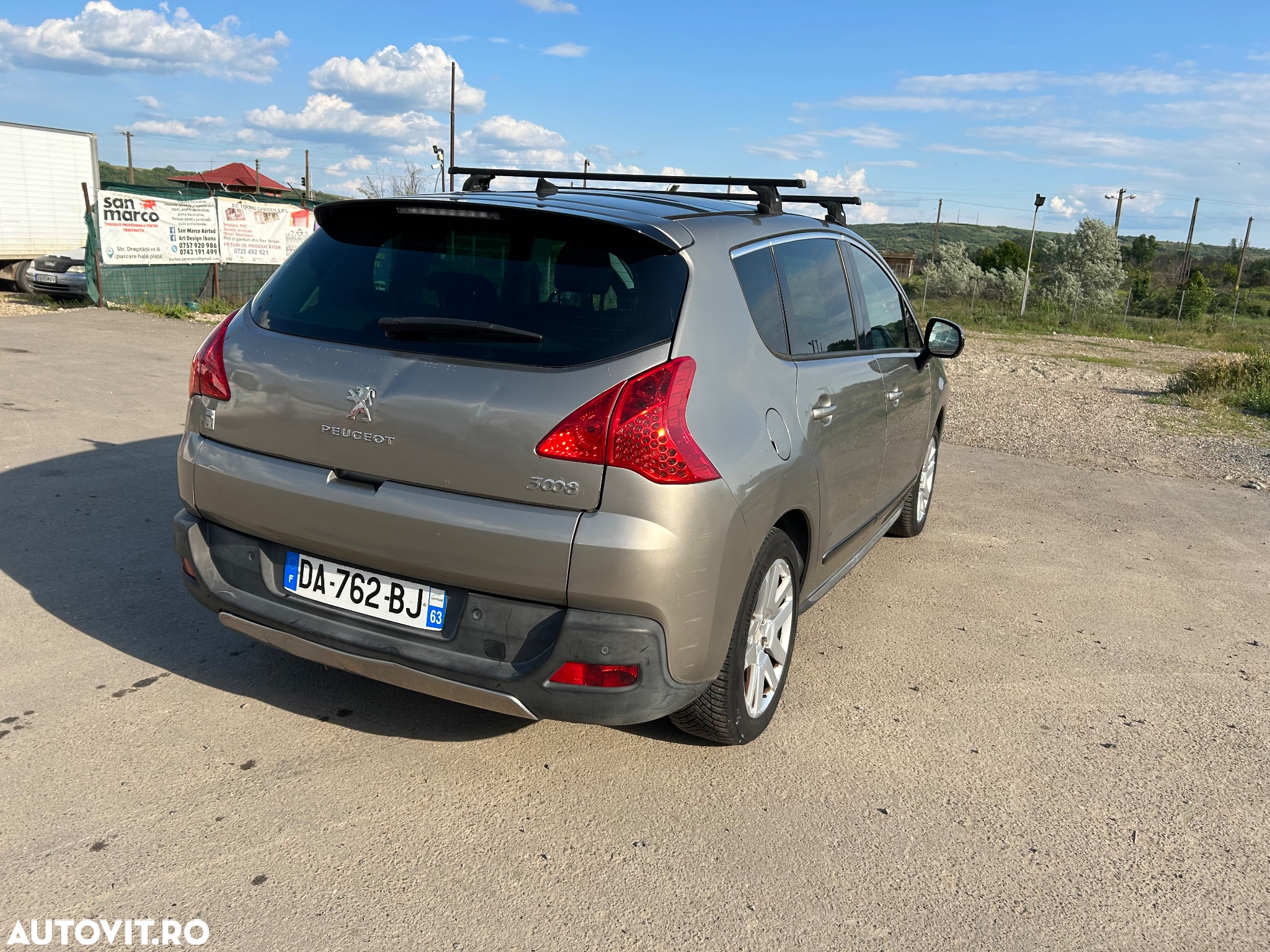Peugeot 3008 Hybrid4 - 27