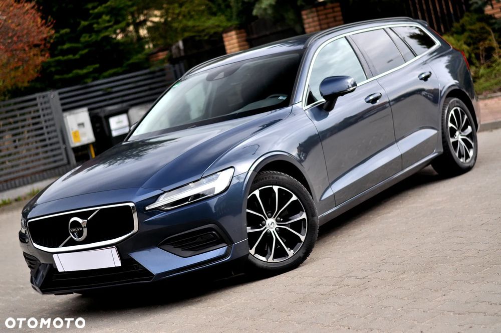 Volvo V60 2022