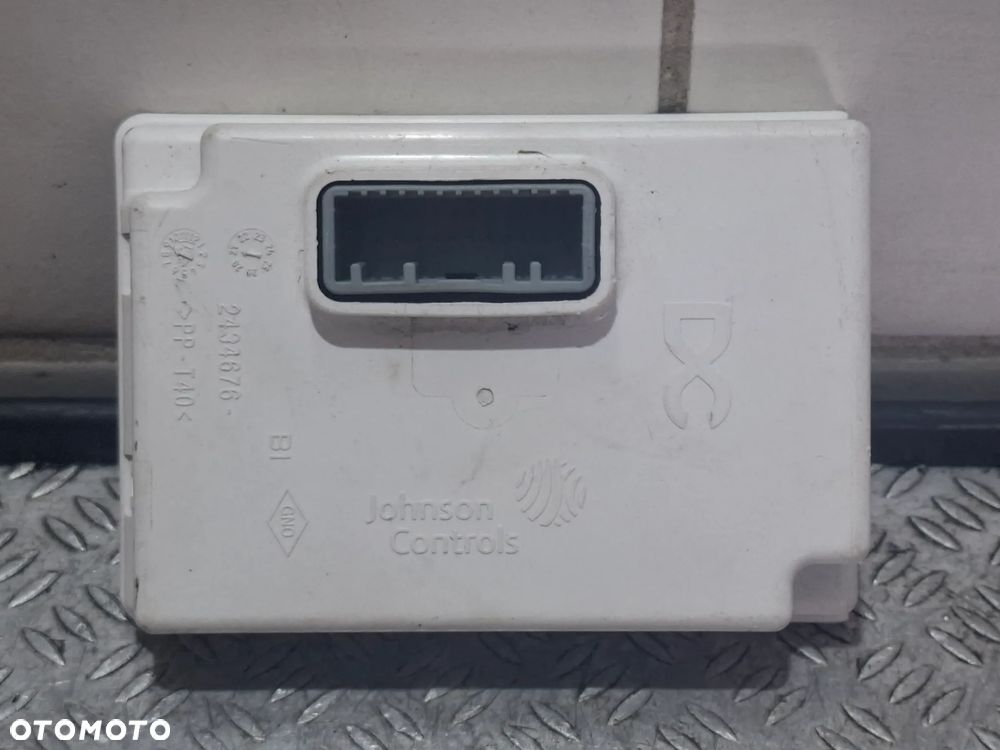 Moduł sterownik GPS Renault Master IV 2021 rok nr 283C95247R - 2