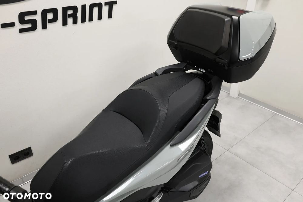 Honda NSS - 18