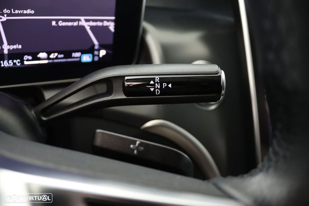 Mercedes-Benz GLC 300 de 4Matic - 11