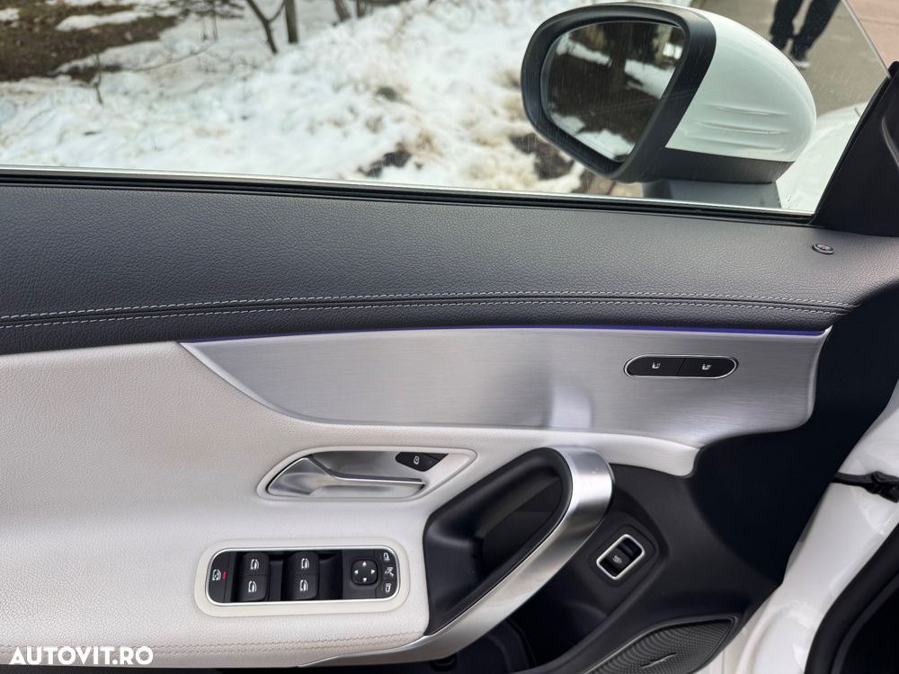 Mercedes-Benz CLA 250 - 20