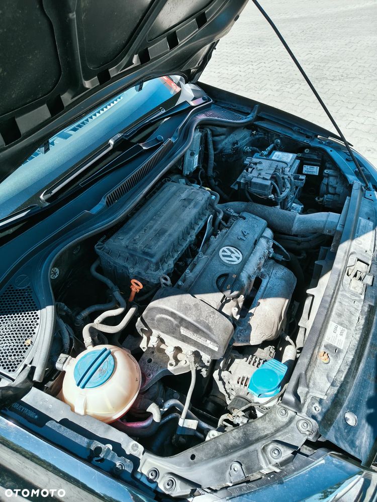 Volkswagen Polo 1.4 16V Comfortline - 17