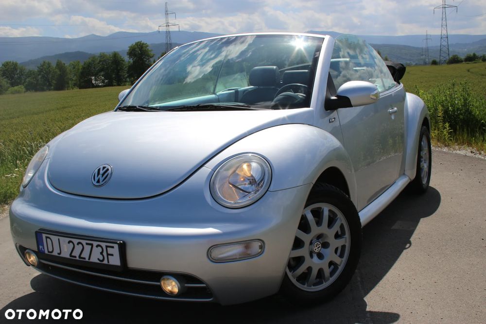 Volkswagen New Beetle - 1