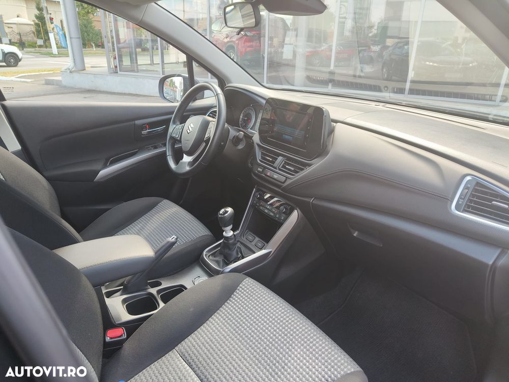Suzuki S-Cross 1.4 Boosterjet MHEV Passion - 11