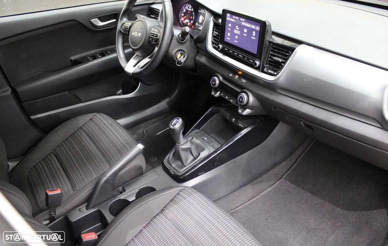 Kia Stonic 1.0 T-GDI Drive - 16