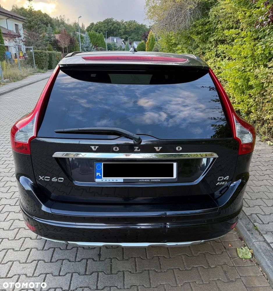 Volvo XC 60 D4 AWD Momentum - 3