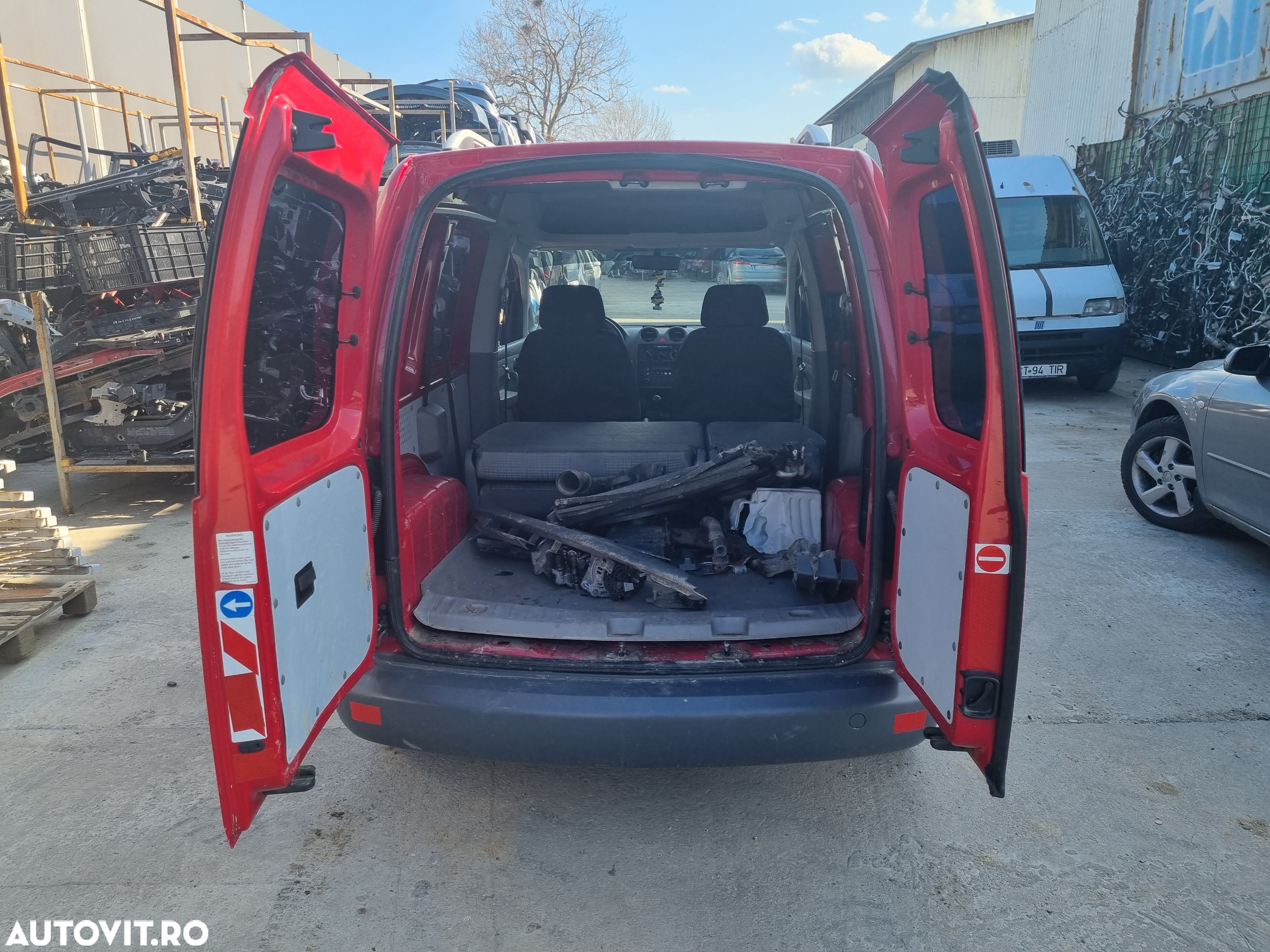 Dezmembrari  VW CADDY 3  2004  > 0000 2.0 SDI Motorina - 6