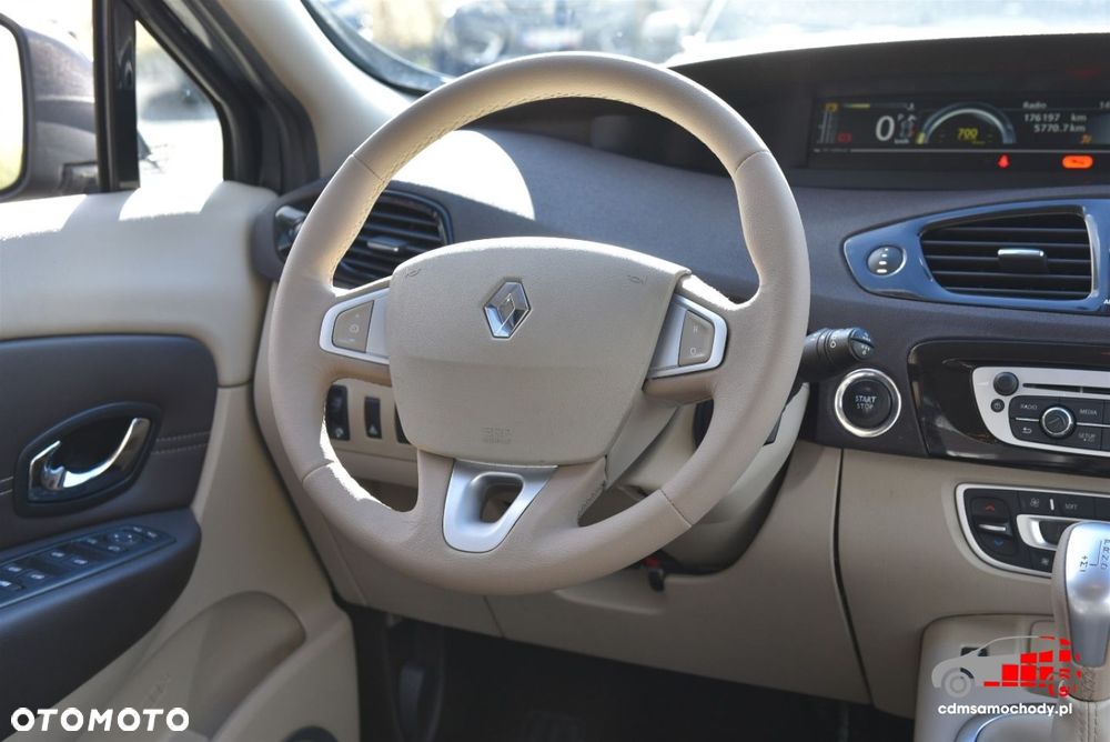 Renault Scenic - 19