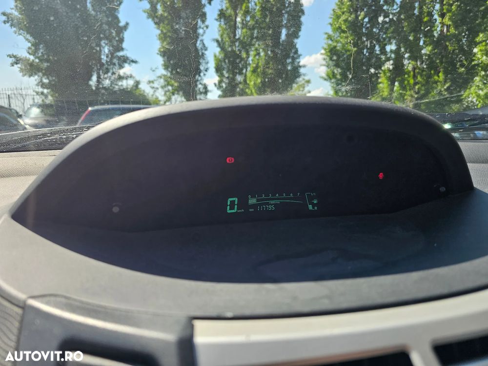 Toyota Yaris 1.3 Luna - 9
