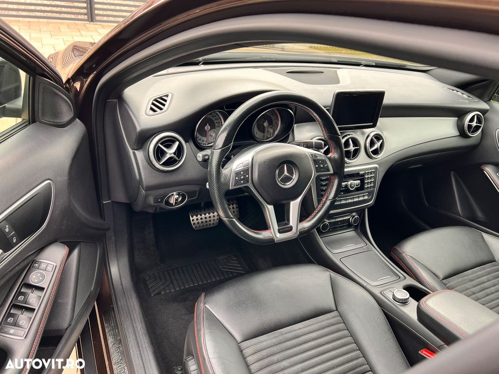 Mercedes-Benz GLA 220 CDI 4MATIC 7G-DCT AMG Line - 8