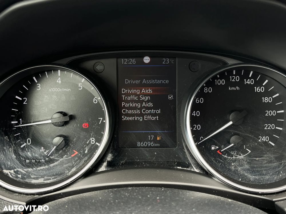 Nissan Qashqai - 15