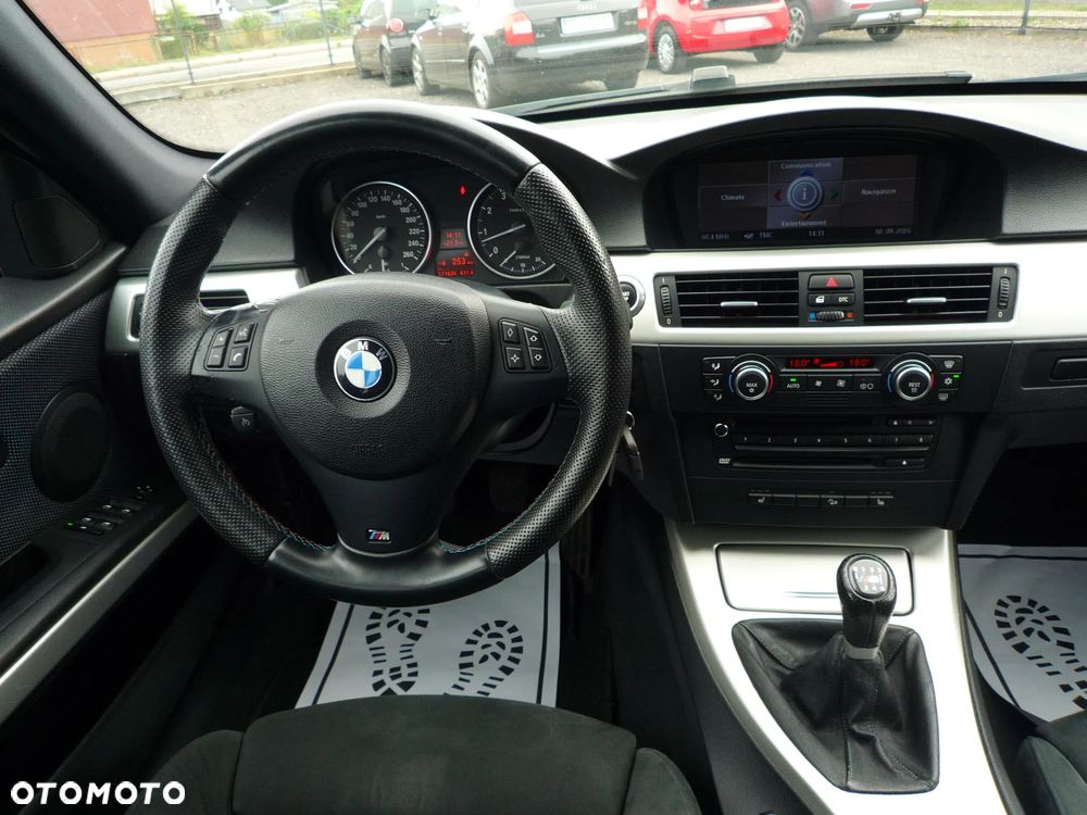 BMW Seria 3 325i xDrive - 19