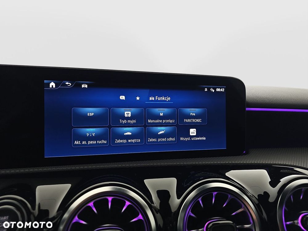 Mercedes-Benz Klasa A 220 4-Matic AMG Line 8G-DCT - 29