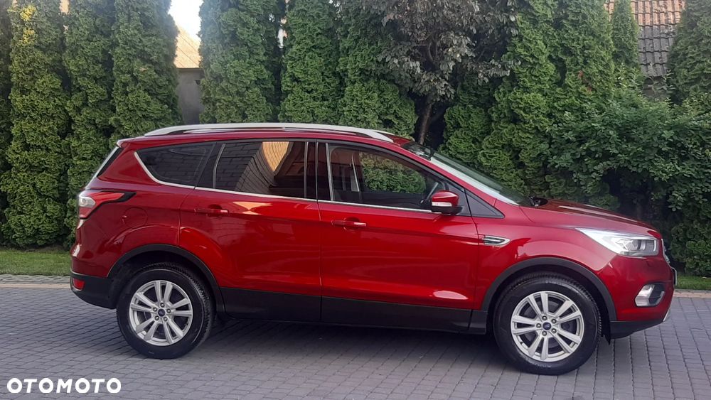 Ford Kuga 2.0 TDCi 4x2 Titanium - 4