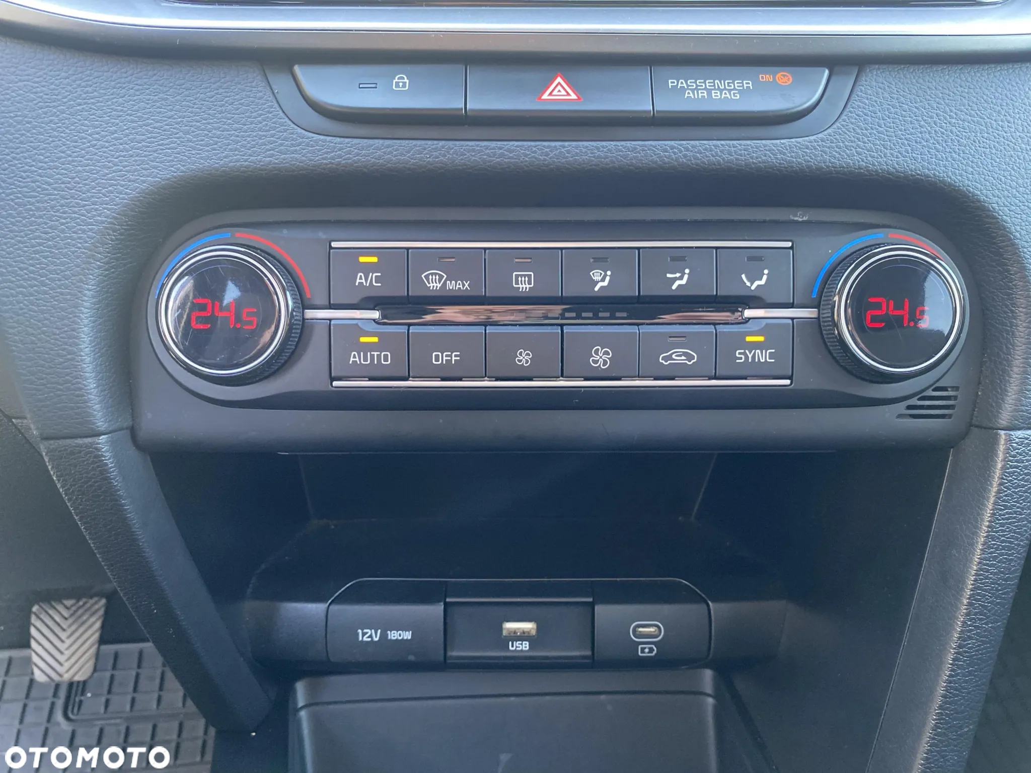 Kia XCeed 1.5 T-GDI M DCT - 14