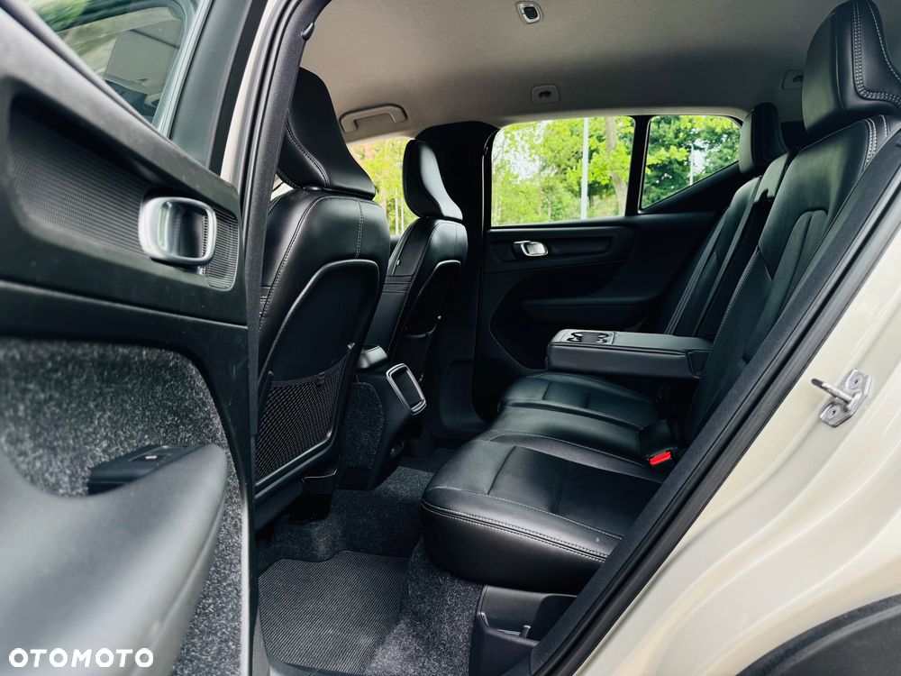 Volvo XC 40 D3 SCR Inscription - 32