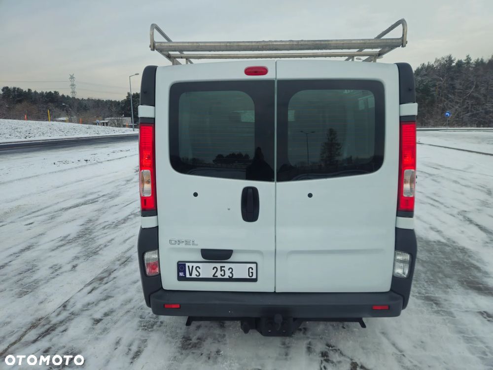 Opel Vivaro - 3