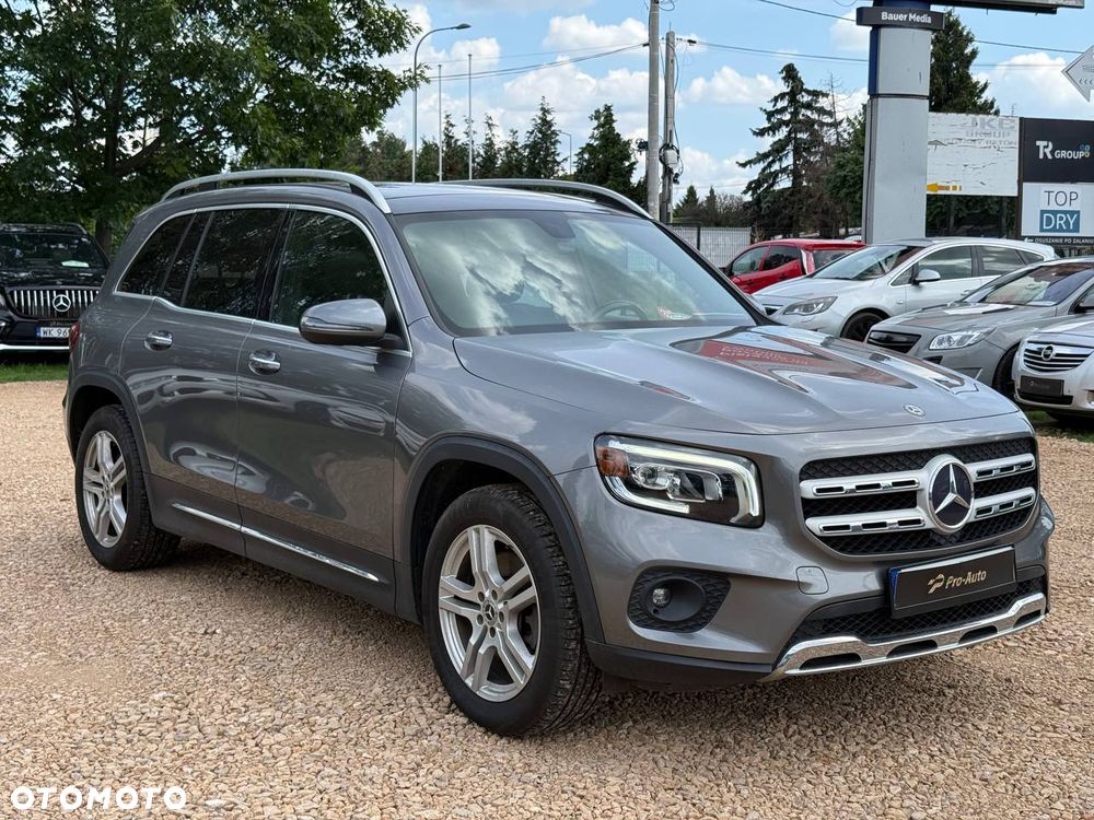 Mercedes-Benz GLB 250 4-Matic 8G-DCT - 3